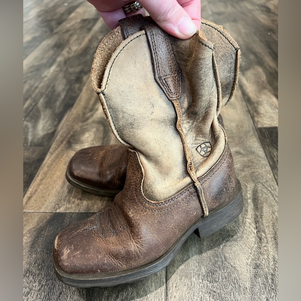 Ariat Distressed Brown Leather Cowboy Boots